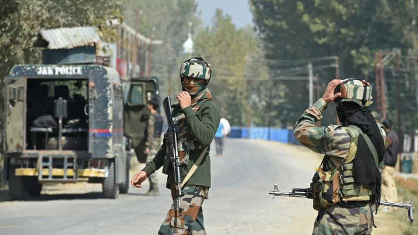 Kashmir : Baramulla, once the hotbed of militancy, declared 'terrorist-free'