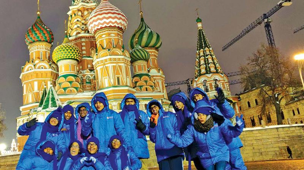 12 children enjoy Russian winter camp