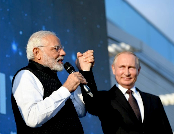 Modi, Putin talk defence, counter-terror