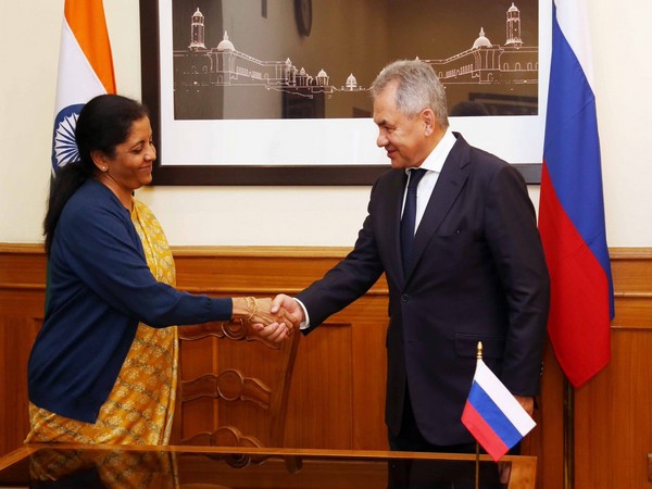 Russian Defence Minister Sergei Shoygu with Indian counterpart Nirmala Sitharaman.