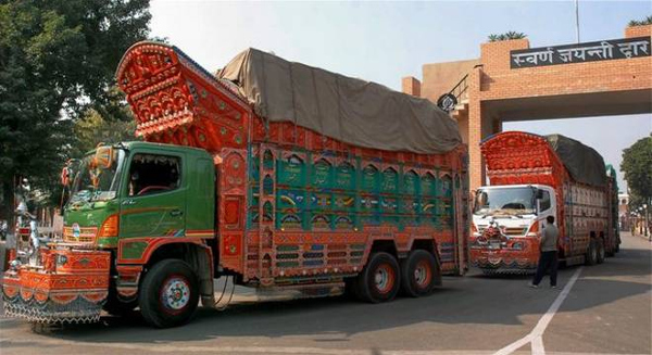 India suspends cross-LoC trade with Pakistan