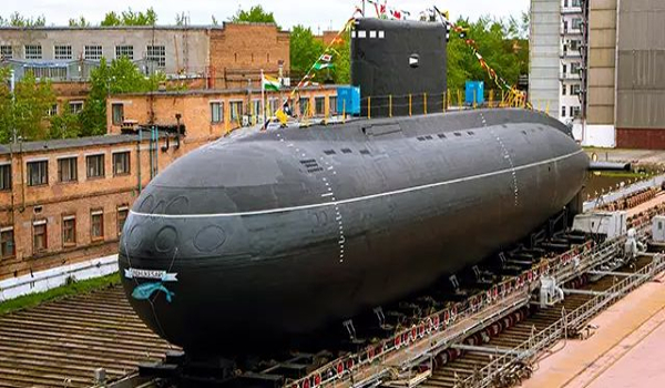 INS Sindhukesari’s critical components being checked, had come back after refit in Russia.