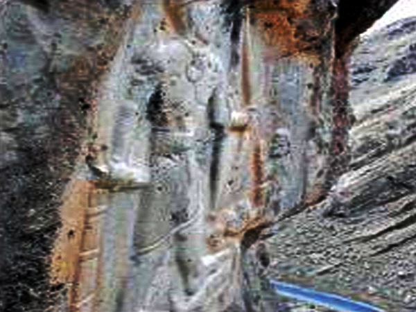 Mural of Sri Ram Found on a Cliff in Iraq !! Indian Embassy Tracks Mural