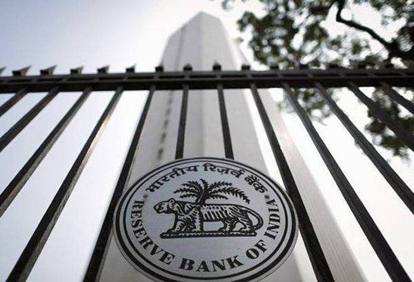 RBI sets 24-hr timeframe to bring back payment data processed out of India