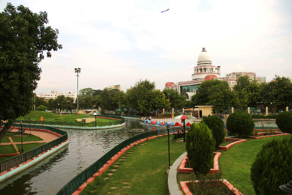 Lucknow Development Authority will build a grand park on 160-acre land in Vasant Kunj near SGPGI.