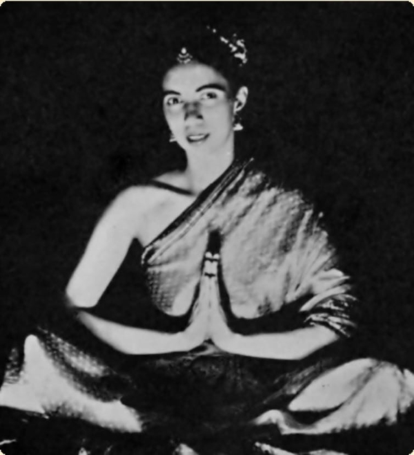 The Undocumented History of Female Yoga Teachers in Britain