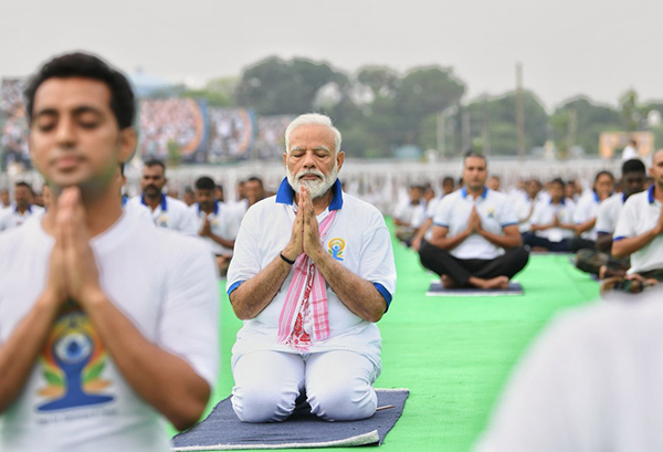 PM Modi becomes India's top health influencer, Akshay Kumar follows; Dhoni makes debut