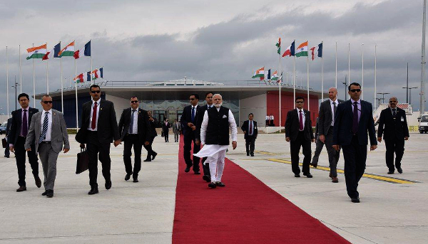 PM Modi holds talks with French Prez; India, France to expand cooperation in areas of counter terrorism, security