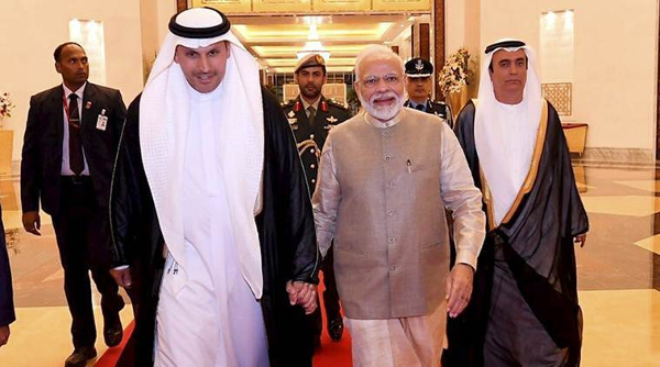 UAE to Confer PM Modi with Highest Civilian Award as Pak Musters Islamic Nations' Support on Kashmir