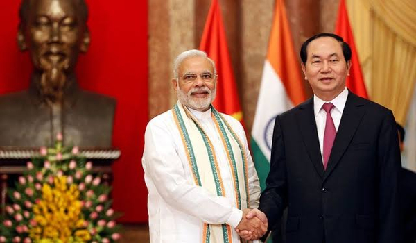 Defence cooperation – important pillar of Vietnam-India ties