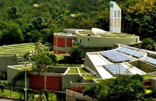 India aims to clinch world no. 1 spot in green buildings by 2022