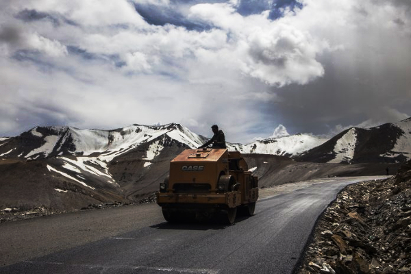 Siachen region to get modern roads, new bridge