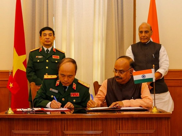 India, Vietnam sign MoU for cooperation in education, scientific research