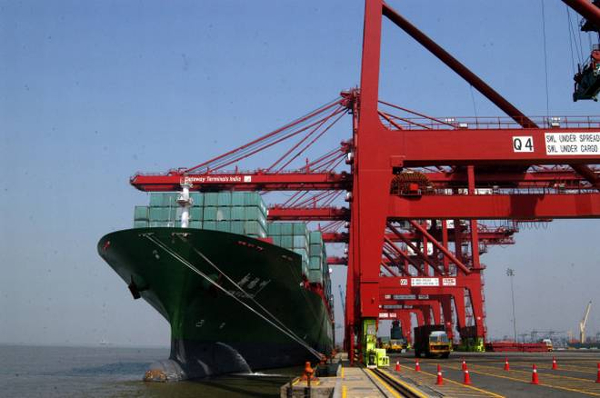 India: Government weighing plans to make shipping lines pass on port discounts to EXIM trade