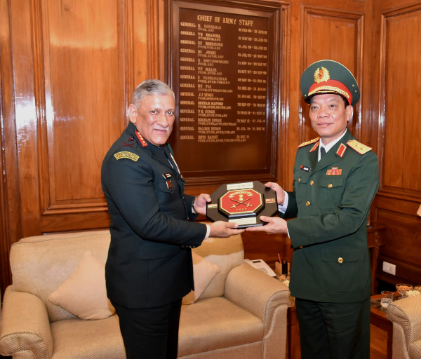 Army chief meets top defence officials from Vietnam, Bangladesh