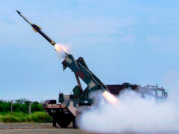 Indian Air Defence Gets More Teeth: DRDO Successfully Test Fies Quick Reaction Surface-to-Air Missile