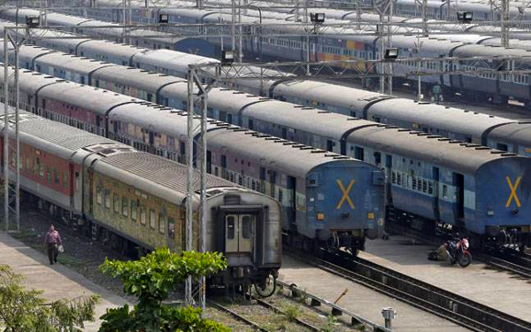 Installation of 25 OMRS systems at 20 locations in progress over Indian Railways’ network; 40 yards will be converted into Smart Yards in phase-I