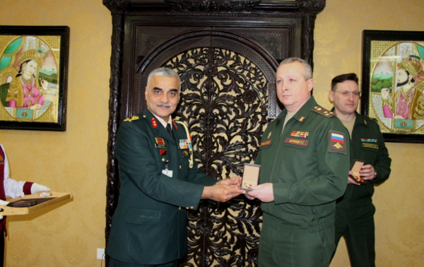 Russian army delegation visits key military logistics' installations in Agra