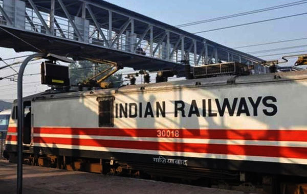 MoU between SCR of Indian Railways and SBI for Doorstep Banking covering all 585 Stations of the Zone