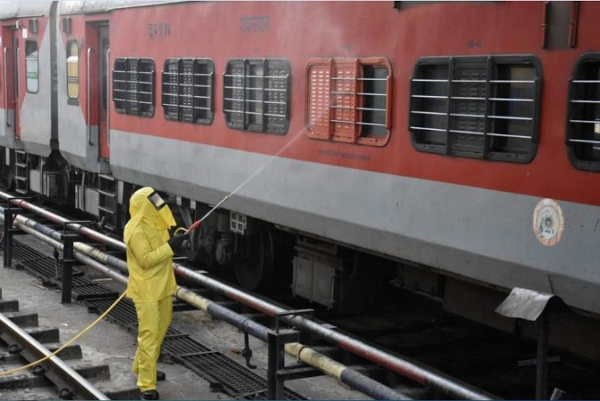 Nearly 700 army personnel reach Jammu through special train to join their units in J-K