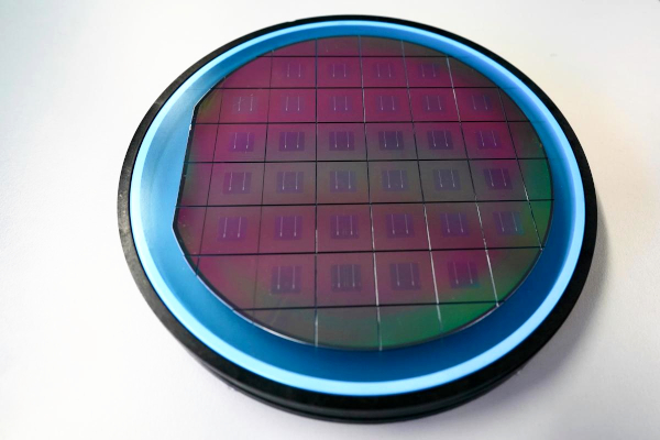 JNCASR scientists fabricate energy-efficient photodetector for security application