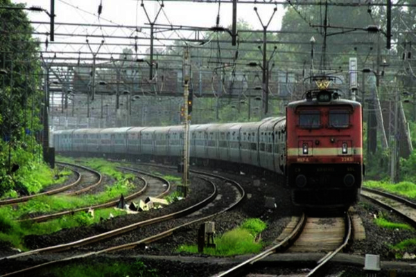 Indian Railways Creates History After Running   ‘Super Anaconda’ 3-in-1 Freight Service