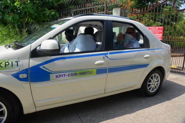 CSIR-KPIT demonstrates Hydrogen Fuel Cell fitted car