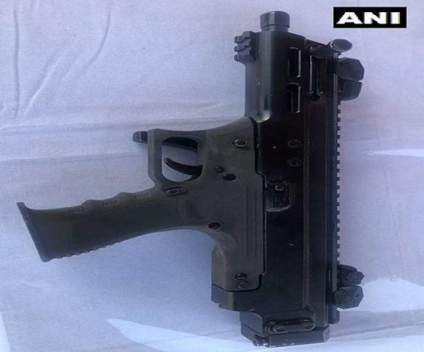 India’s first indigenous machine pistol ASMI displayed by Indian Army