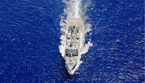 INS SARVEKSHAK IN MAURITIUS