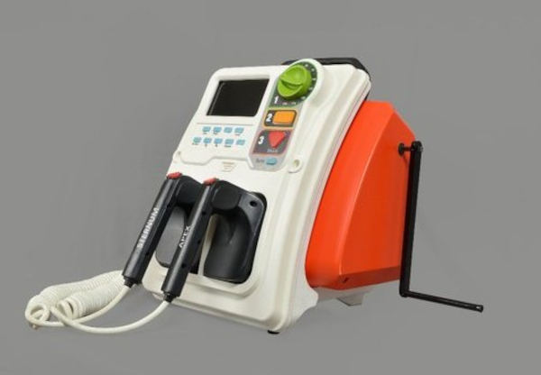 Indian start-up makes affordable and dual powered defibrillator; sanmitra 1000hct