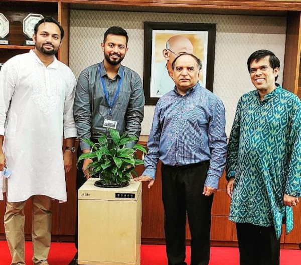 IIT Ropar’s startup company introduces World’s first ‘Plant based’ smart air-purifier “Ubreathe Life”