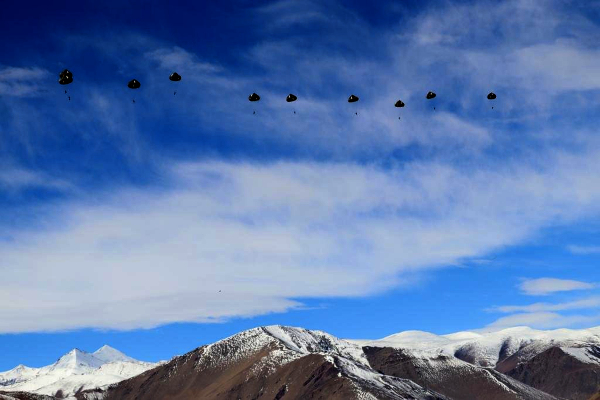 Army conducts airborne exercise along border in eastern Ladakh