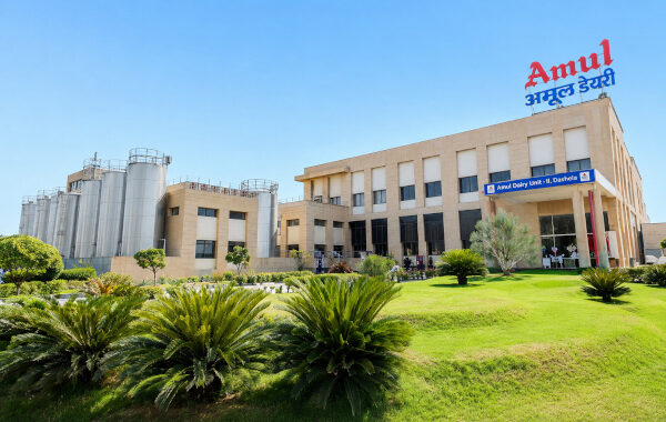 Madhur Dairy Plant in Gandhinagar