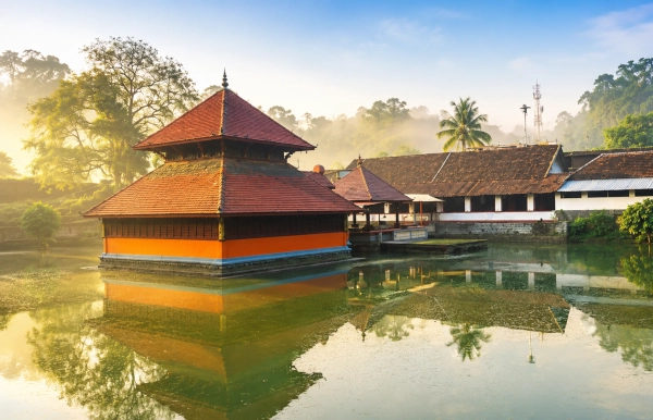 Ananthapura Lake Temple — Kasaragod